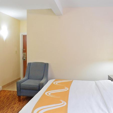 Quality Inn & Suites Middletown - Newport エクステリア 写真