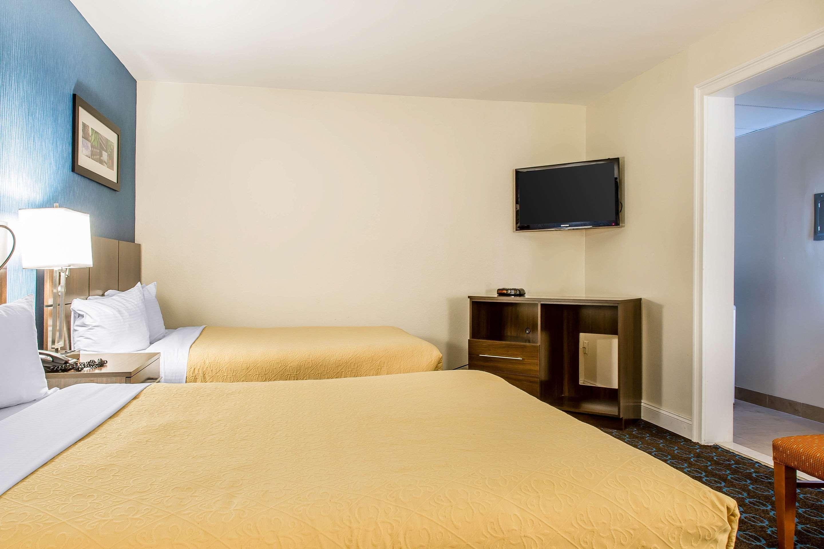 Quality Inn & Suites Middletown - Newport エクステリア 写真